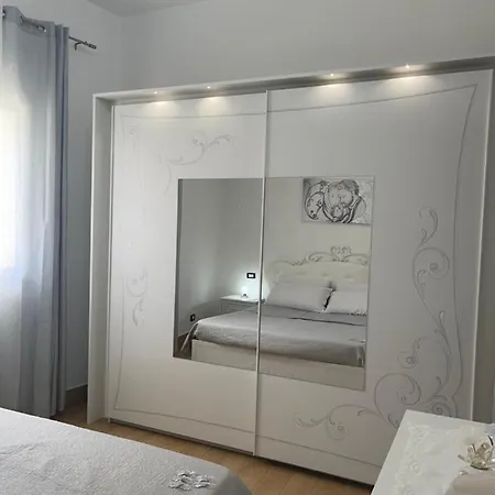 Casa Vacanze Miceli * 蒙塔莱格罗